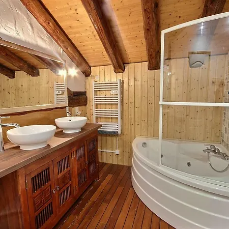 Les Balcons Du Molliebon
